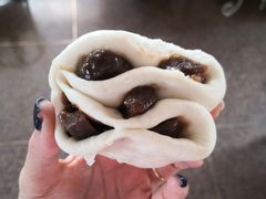 -白玉兰食品甜凤店(合生汇店)