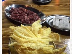 -牛一煲美食(江高店)