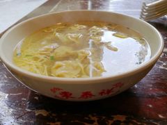 鲜肉小馄饨-东泰祥生煎馆(长宁路店)