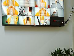 -安东易迷你自助仓储寄存仓库(杨浦店)