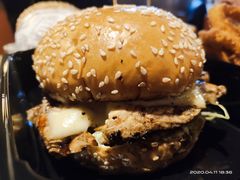 -The Habit Burger Grill 哈比特汉堡(复兴soho店)