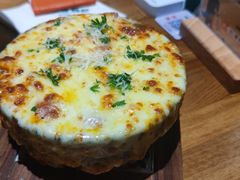 -Dragon Pizza•圆脸龙披萨·牛排餐厅