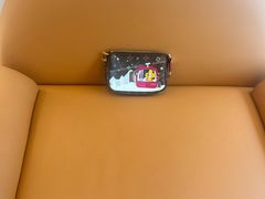 -聚云奢二手奢侈品黄金手表包包回收·中古店(中福城店)