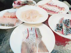 -正能量脆肉鲩火锅