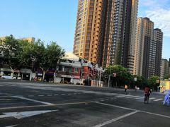 -联华超市(新闸路店)