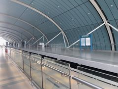 -龙阳路磁悬浮列车总站-停车场