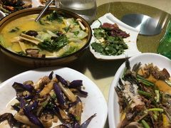 -凤嫂农家乐(梁弄店)