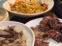 -老鼎万春卤菜(五代传承创始老店)