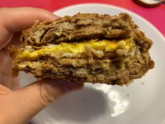 烧饼夹蛋-老回回饺子馆(海洋馆店)