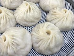 香菇鲜肉汤包-严老幺烧麦(前进四路店)
