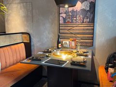 -铭牛烧肉·和牛海鲜自助(高新月牙湖店)