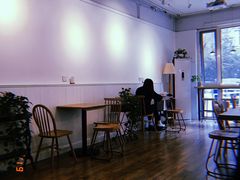 -Cafe Villa