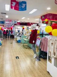 -孩子王(奥克斯广场店)