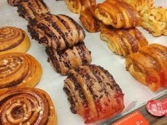 -常熟路(地铁站)