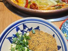 -洱火云南酸菜牛肉火锅(石景山当代商城店)
