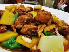 新疆大盘鸡-新疆巴州金丝特餐厅(大钟寺店)