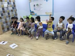 -I-Shine英语国际教育(大三林中心)