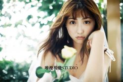 俏皮可爱-巴黎婚纱摄影工作室