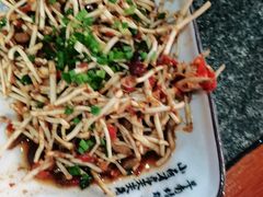 -渔香岛美蛙鱼头火锅(威清路店)