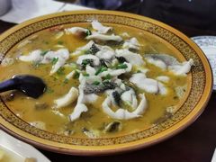 金汤酸菜鱼-胖子饭店(兴学弄店)