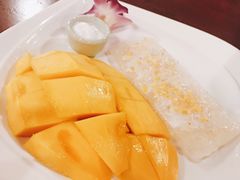 -Dang restaurant (patong phuket)