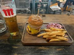 辣椒双层牛肉碎汉堡-Q MEX 库迈墨西哥餐吧(三里屯店)