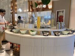 -三人行骨头王火锅(长寿店)