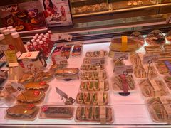 -巴黎贝甜(大宁国际商业广场店)