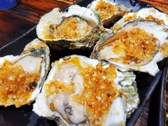 蒜蓉烤生蚝-蚝美人·生蚝海鲜烧烤(茶花园店)