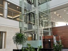 -天津波士信达奔驰4S店(卫津南路店)