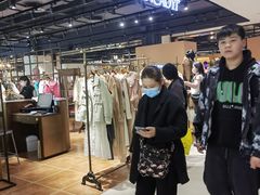-胖东来生活广场(健康路店)
