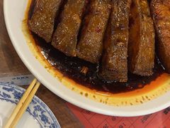 -巷子深菜馆·津门肘子(滨海店)