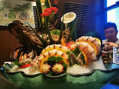 -鼎泰亨·海鲜牛肉餐厅(滨江店)