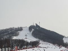 -庙香山滑雪场