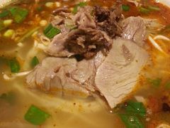-遵义虾子张六羊肉粉(地王店)
