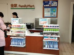 -全家便利店(秀沿路店)