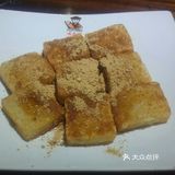 位于南京路步行街悦荟商厦6楼的溪雨观酸菜魚店