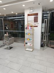 -首脑美发沙龙
