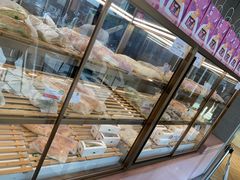 面包甜点陈列柜-奈雪的茶(时代天街店)