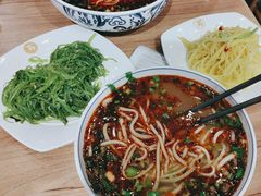 -西部马华清真兰州牛肉面·烧烤夜市(三里河店)