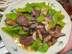 -阿山卓·野生菌火锅·纳西火塘烤肉