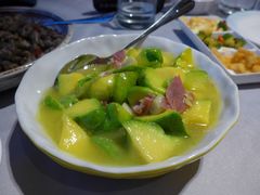 -彩云天云南餐厅