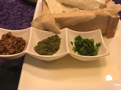 -95号酱骨·一块豆腐(展春园西路店)