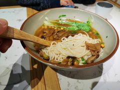 山珍菌菇宽粉-百春原湖南牛肉粉(百联世纪店)