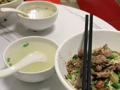 -阿阳牛腩腌面店