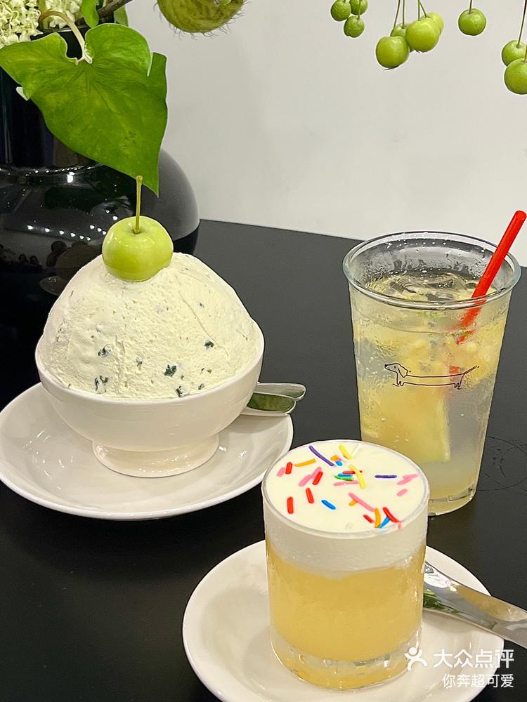 上海漂亮新店吃到好吃的青苹果刨冰了