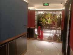 -皇城根·鲁菜济南菜·吊炉烤鸭·炒鸡鱼头(济南旗舰店)