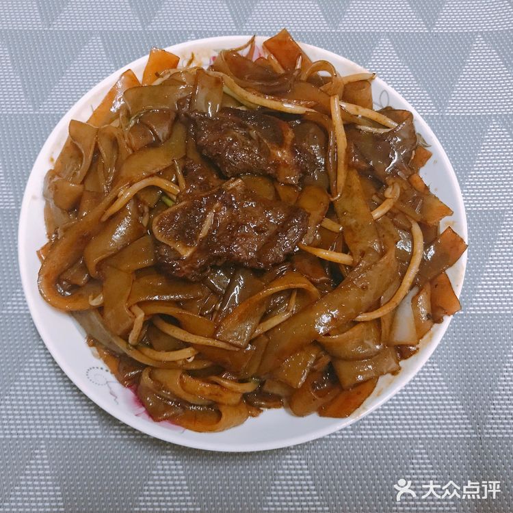 简单易做还能健脾养胃的干炒牛河