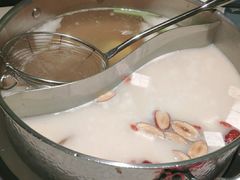 -左庭右院鲜牛肉火锅(浦江欢乐颂店)
