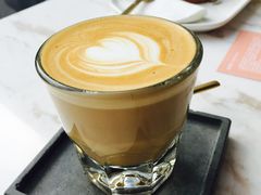 -UNI UNI(环亚凯瑟琳店)